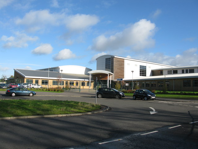 ملف:Cathkin High School, Cambuslang (geograph 3721124).jpg - المعرفة