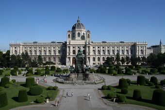 Maria-Theresien-Platz Kunsthistorisches Museum Wien 2010.jpg