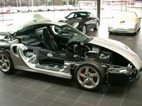 Cutaway of a Porsche 996