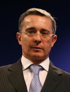 Álvaro Uribe Vélez (2002–2010) 4 يوليو 1952 (العمر 72 سنة)