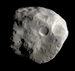 PIA09813 Epimetheus S. polar region.jpg