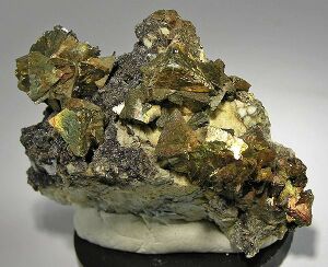 Chalcopyrite-199453.jpg