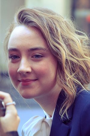 Saoirse Ronan 2015 (cropped).jpg