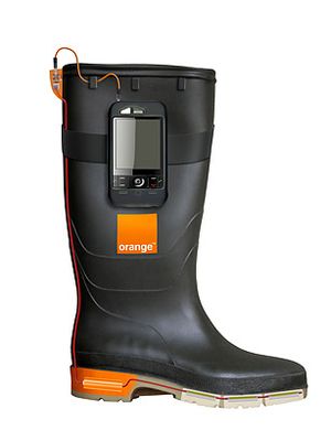 Bi bodypoweredwellies 1122.jpg