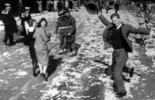 Dancing Man in Sydney on 15 August 1945