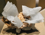 Baryte NHMLA 2.png