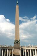 Vatican Piazza San Pietro Obelisk slim.jpg