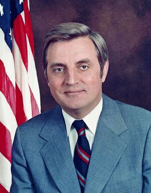 Vice President Mondale 1977 closeup.jpg