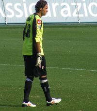 Salvatore Sirigu cropped.jpg