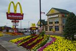 McDonald's Canada with a Playplace in Sault Ste. Marie, Ontario, كندا.