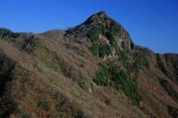 Kanmuriyama fron road 2008-11-13.jpg