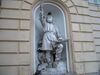 Helsinki-Folk-singer-statue-1750.JPG
