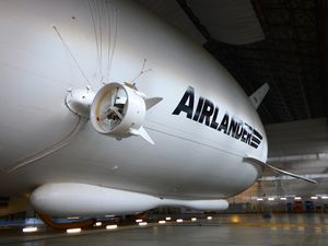 Airlander 10 Hangar.JPG