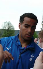 Huddlestone.jpg