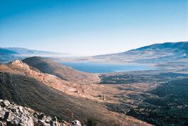 Qaraoun Lake.jpg