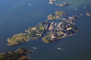 A view of Suomenlinna from a cruiseferry sailing through the narrow Kustaanmiekka strait. (June 2005)