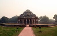 Ali Isa Khan Niazi's nearby tomb