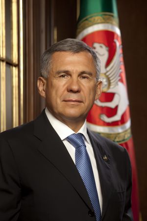 Rustam Minnikhanov official portrait.jpg