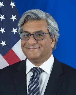 Salman Ahmed Official Headshot.jpg