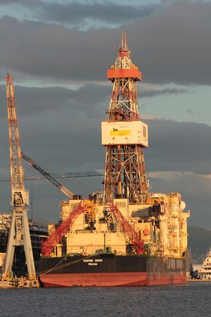 Costa Concordia, Saipem 10000 (10).JPG