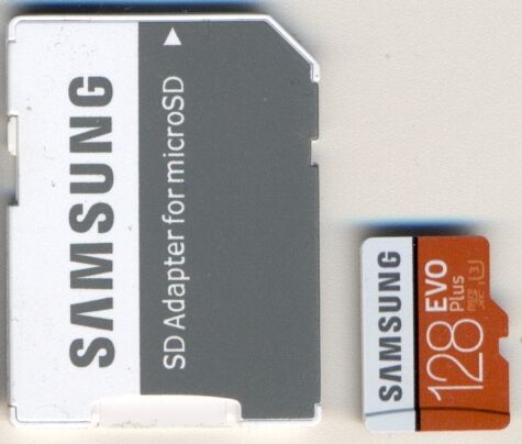 ملف:Samsung 128 Micro SD Card.jpg