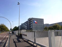 عاصمة الإقليم building of the Essonne department, in Évry