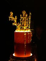 Korea-Seoul.National.Museum-Silla-Crown-01.jpg