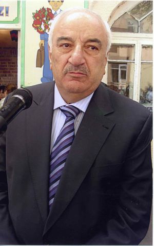 Abid Şərifov.jpg