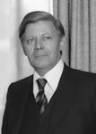 Bundesarchiv Bild Hemut Schmidt 1975 cropped.jpg