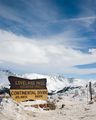 The Continental Divide as it passes through كولورادو at the Loveland Pass