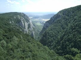 Zadiel canyon from north.JPG