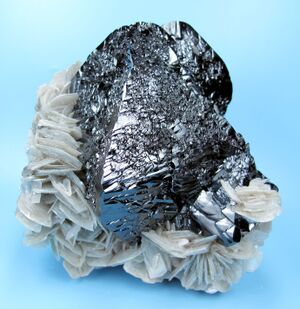 4447M-cassiterite.jpg